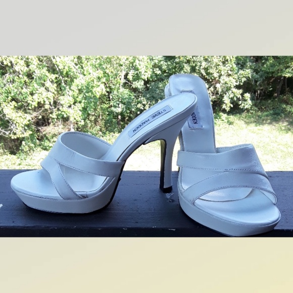 Steve Madden Shoes - Steven Madden White Open Toes Shoes Size 7.5 Nwot